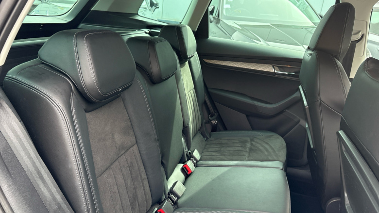 Skoda Karoq 1.5 TSI SE L 5dr DSG Petrol Estate
